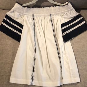 Tory Burch side shoulder blouse!!